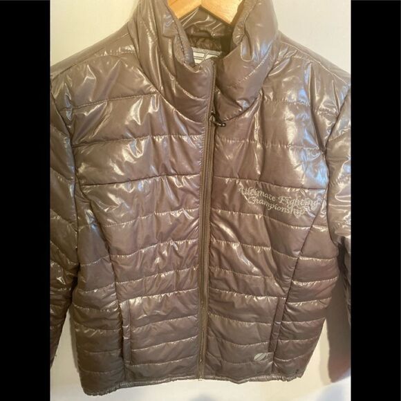 💥UFC Ultimate Fighting Championship Cushy insulated Jacket.Size: Small - Picture 9 of 10